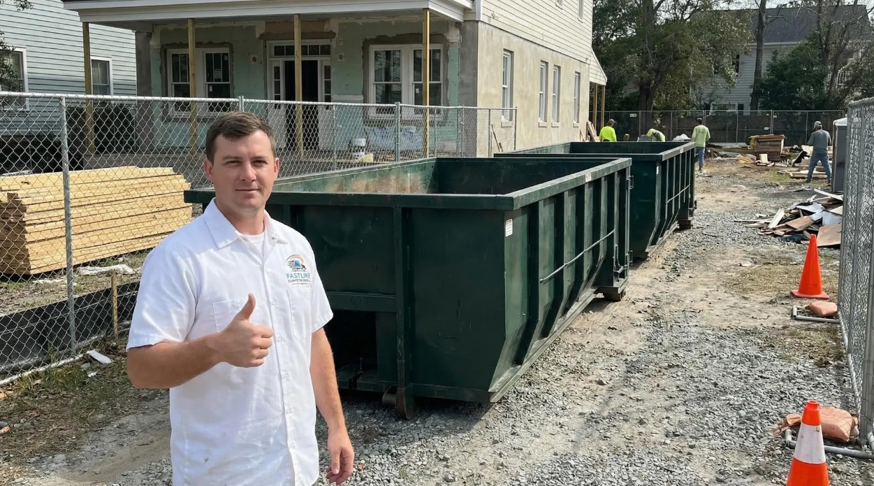 Construction dumpster rental service